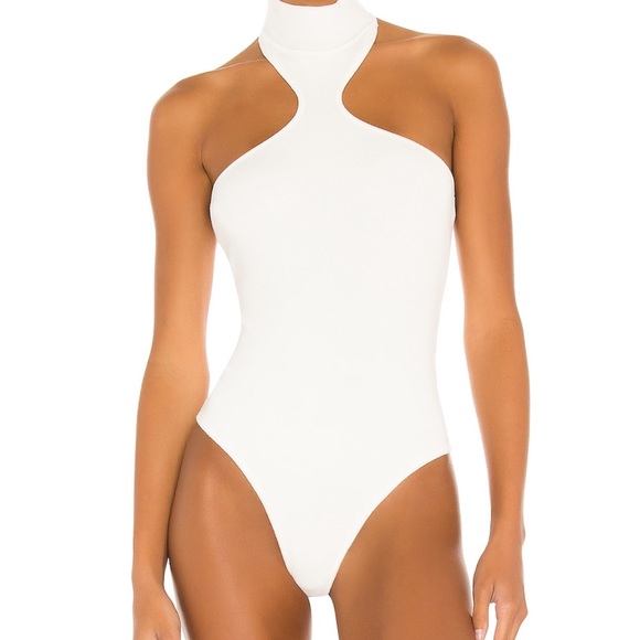 Kallie Halter White Bodysuit - Picture 3 of 10